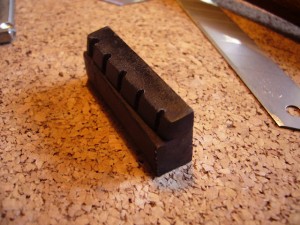 Ébenfa nyereg © Hangszergyógyszer blog