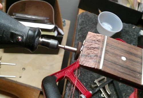 Síkba csiszolás a Dremellel